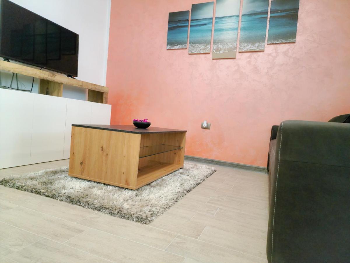 Năvodari Sole Aparthotel Pool & Spa Mamaia Nord מראה חיצוני תמונה