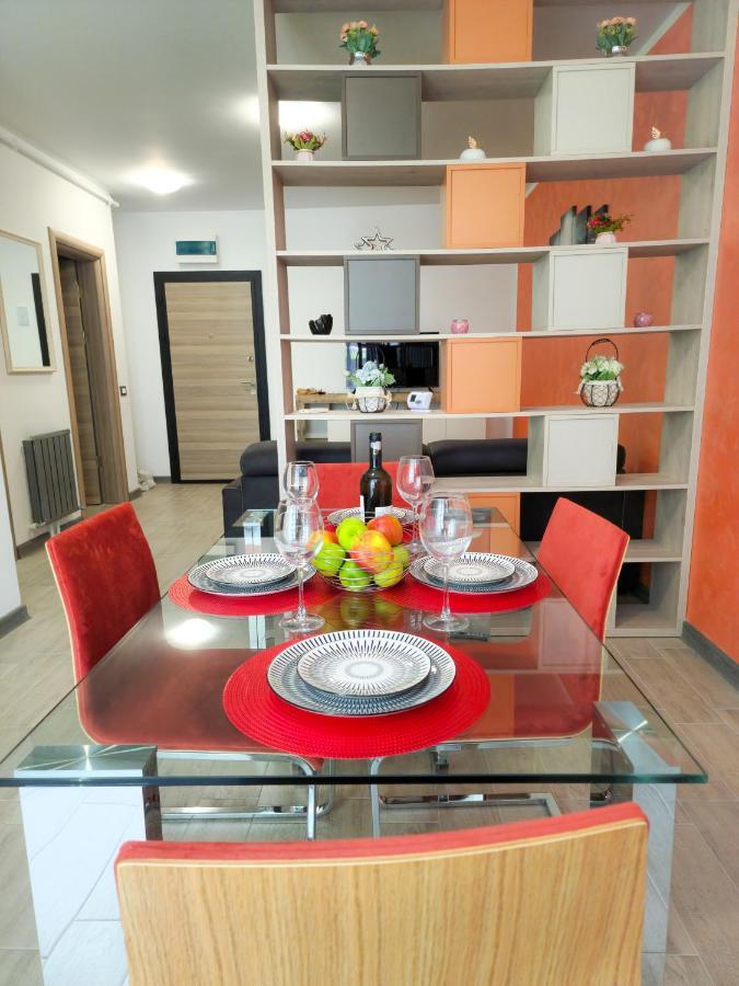 Năvodari Sole Aparthotel Pool & Spa Mamaia Nord מראה חיצוני תמונה
