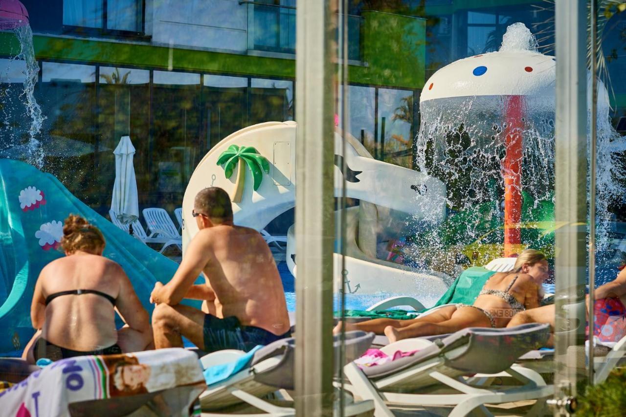 Năvodari Sole Aparthotel Pool & Spa Mamaia Nord מראה חיצוני תמונה